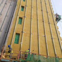 外墻保溫施工現(xiàn)場(chǎng)圖