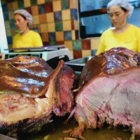 驢肉火燒加盟培訓(xùn)，2-3人即可開店