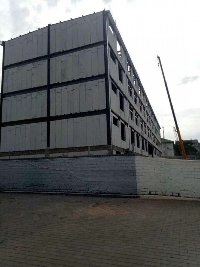 復合輕質(zhì)隔墻板價格