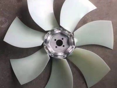 發(fā)動機風扇葉,農用車風扇葉廠家批發(fā)，汽車濾清器廠家